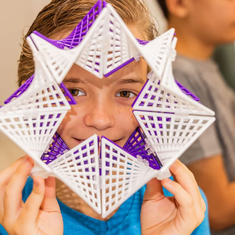 Hyperbolic Building Toy for Creative Play