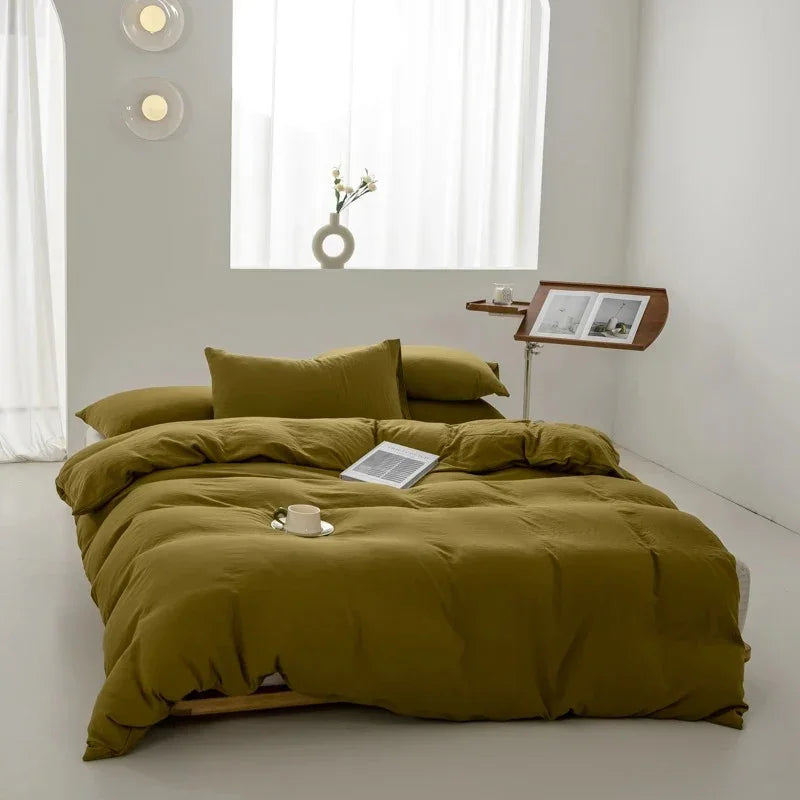Classic Bedding Set with Quilt Cover