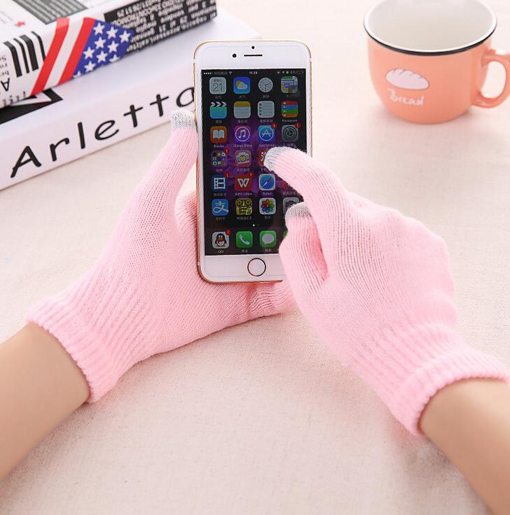 Winter Gloves with ThermoGrip – Waterproof, Touchscreen, and Insulated