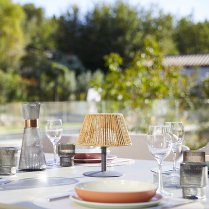 LED Table Lamp for Indoor and Outdoor Use – Creates a Warm Atmosphere