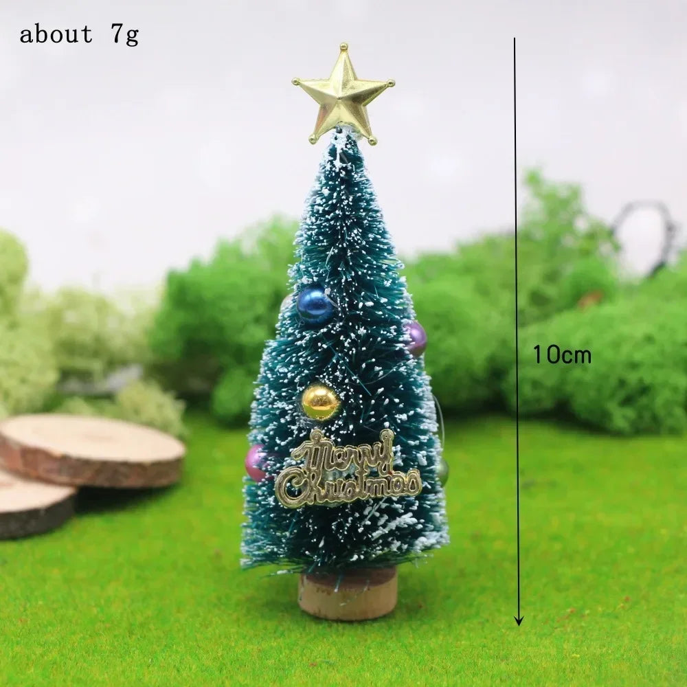 Mini Christmas Tree on Sisal Base - Decorated Cedar and Pine with Beads and Star - Table Decoration & Figurine 4.5–13 cm