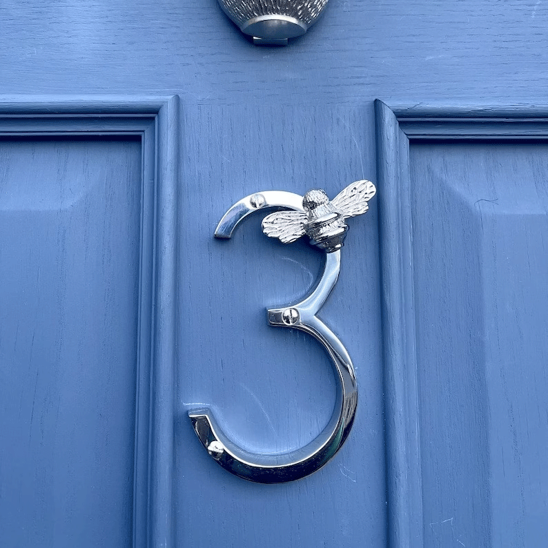 Custom Bee-Themed Address Sign – Personalize Your Home