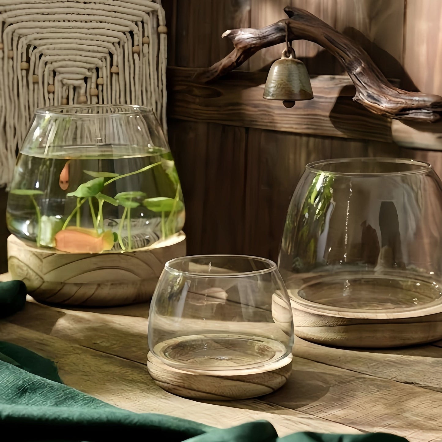 Glass Vase for Bold Foliage and Tranquil Home Decor
