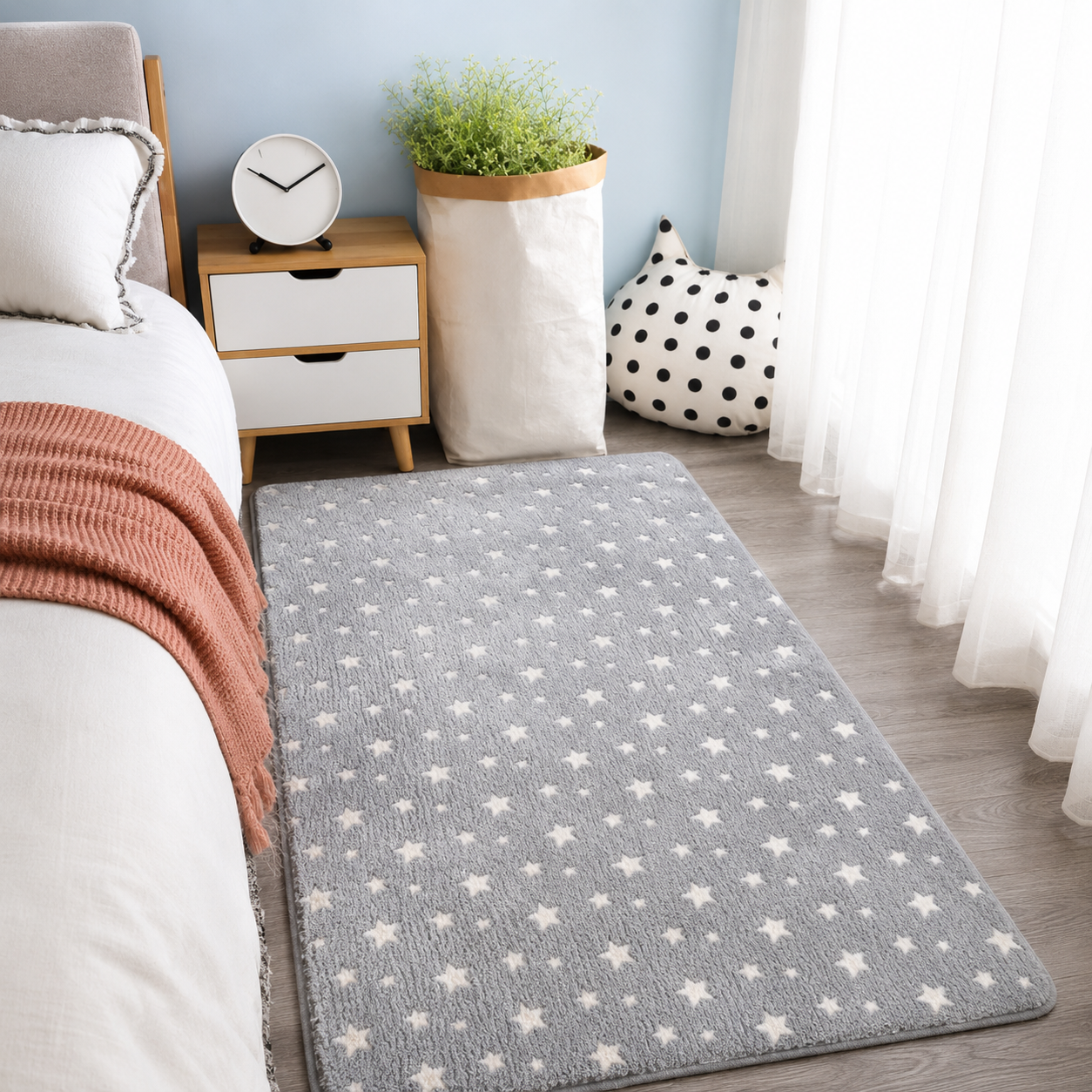 Glow in the Dark Area Rug for Children – Moon and Star Pattern