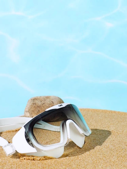 HD Swim Goggles with Waterproof and Anti-Fog Features – Ideal for Outdoors