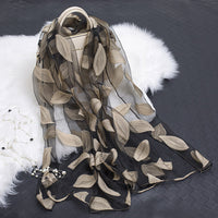 Leaves beige