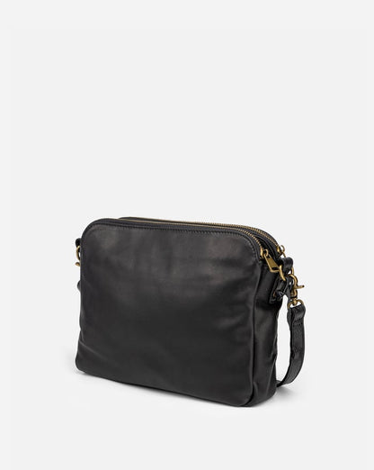 Sleek Leather Crossbody Bag for Everyday Essentials