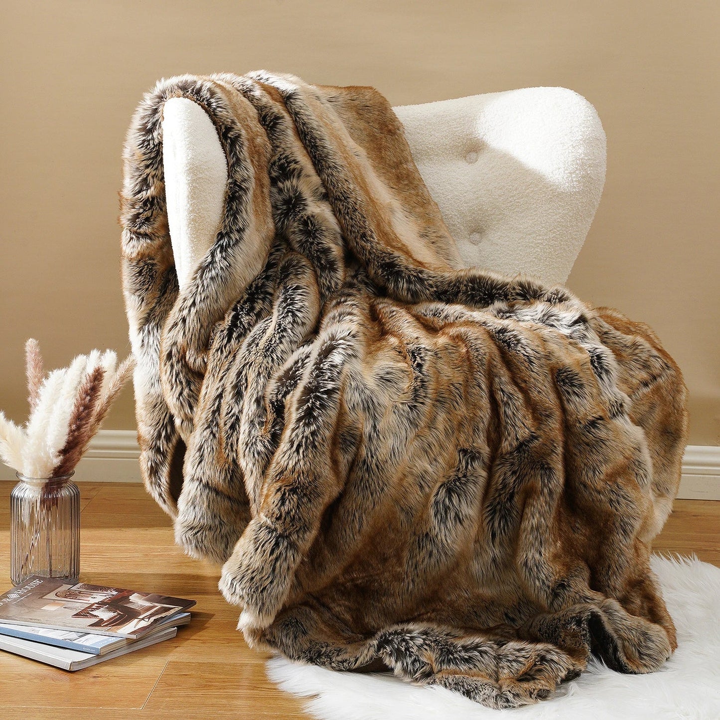 Cozy and Warm Faux Fur Blanket | Winter Throw for Sofa & Bedroom