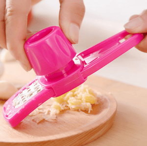 Garlic Chopper – Mince Without Mess or Sticky Fingers