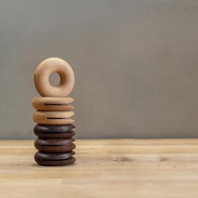 Wooden Clips to Keep Snacks Fresh in Vintage Style