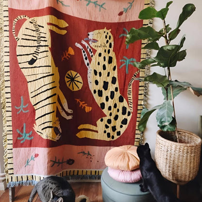 Chic Animal Print Throw Blanket with Stylish Fringe