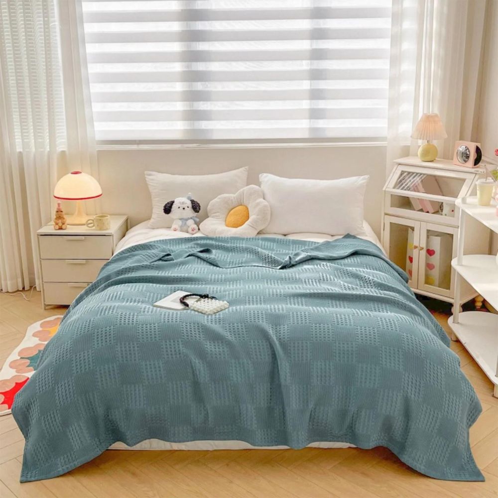 Serene Waffle Weave Blanket for Stylish Relaxation