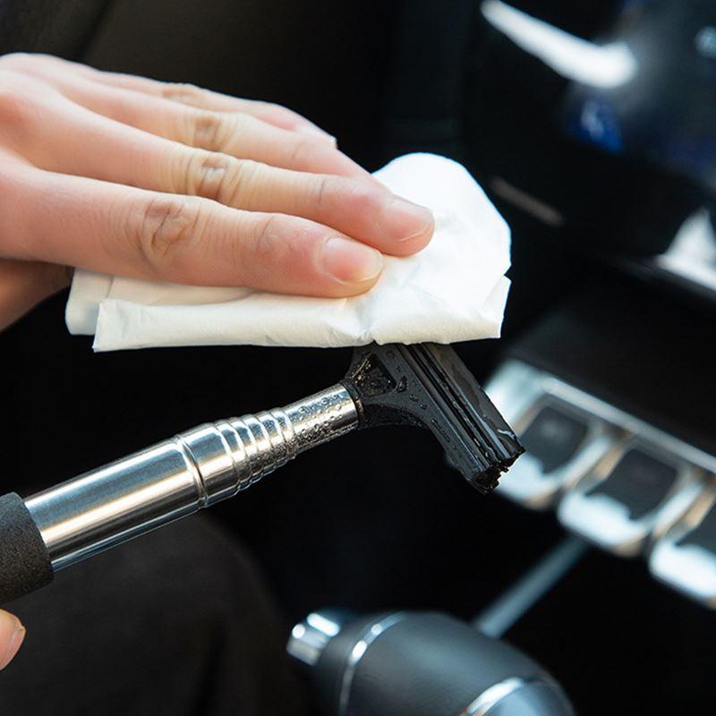 Portable Adjustable Wiper for Rearview Mirrors