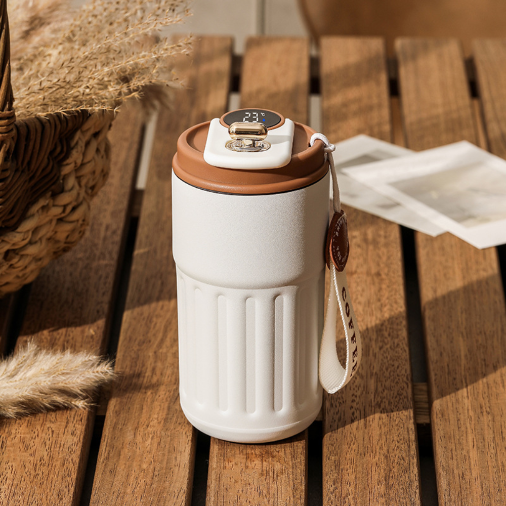 Smart Temperature LED Water Bottle - Stay Hydrated, Stay Informed