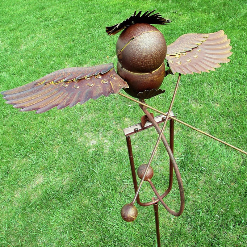 Bird Patio Decoration - Garden Art for Outdoor Spaces
