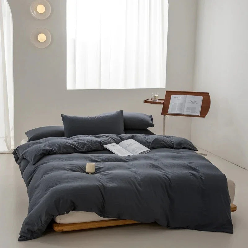 Classic Bedding Set with Quilt Cover