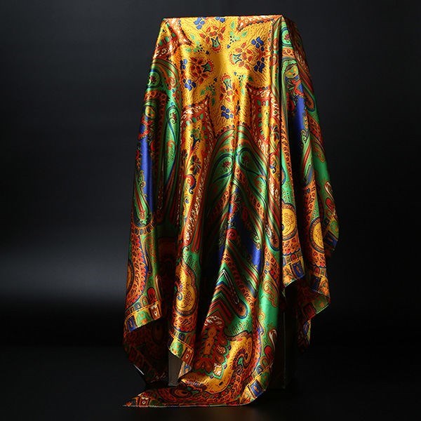 Large Square Simulation Silk Scarf – Versatile Fashion Accessory