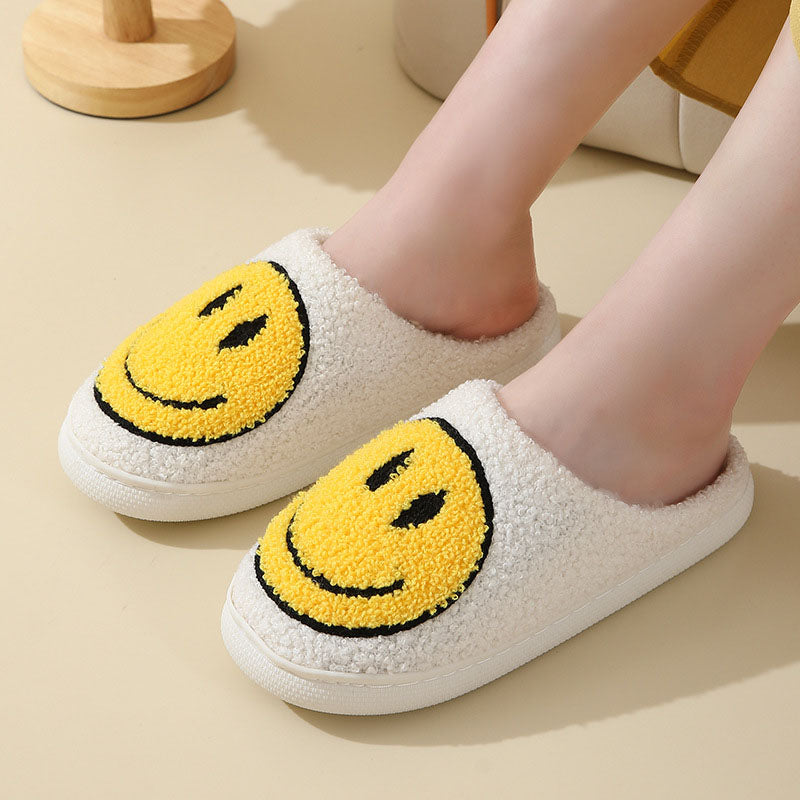 Unisex Slippers with Smiley Pattern – Soft and Cozy