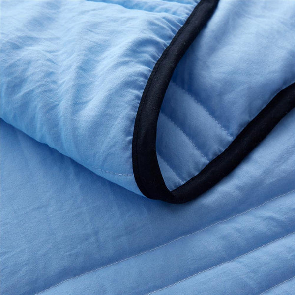 Summer Cooling Blanket – Ice Fabric for Warm Nights
