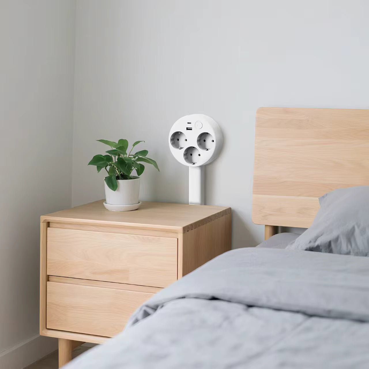 Extendable Wall Socket Arm – Flexible Power Outlet with USB and Rotation