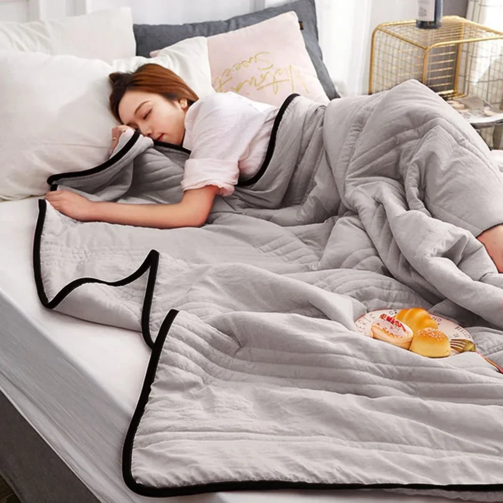 Breathable Summer Cooling Blanket for Refreshing Sleep Comfort