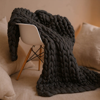 Cozy Merino Wool Throw Blanket in Chunky Knit for Elegant Home Style