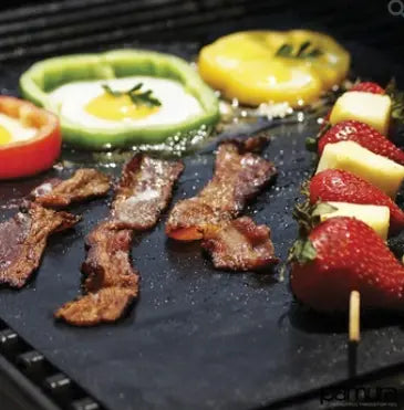 Non-Stick Grill Mat for Easy Cooking and Cleanup