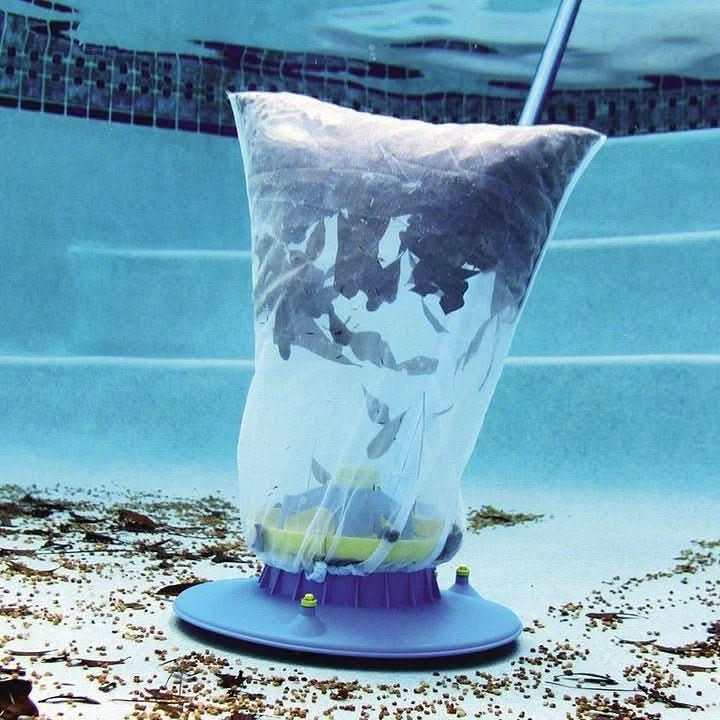 Pool Vacuum Cleaner for Quick Collection of Leaves and Dirt