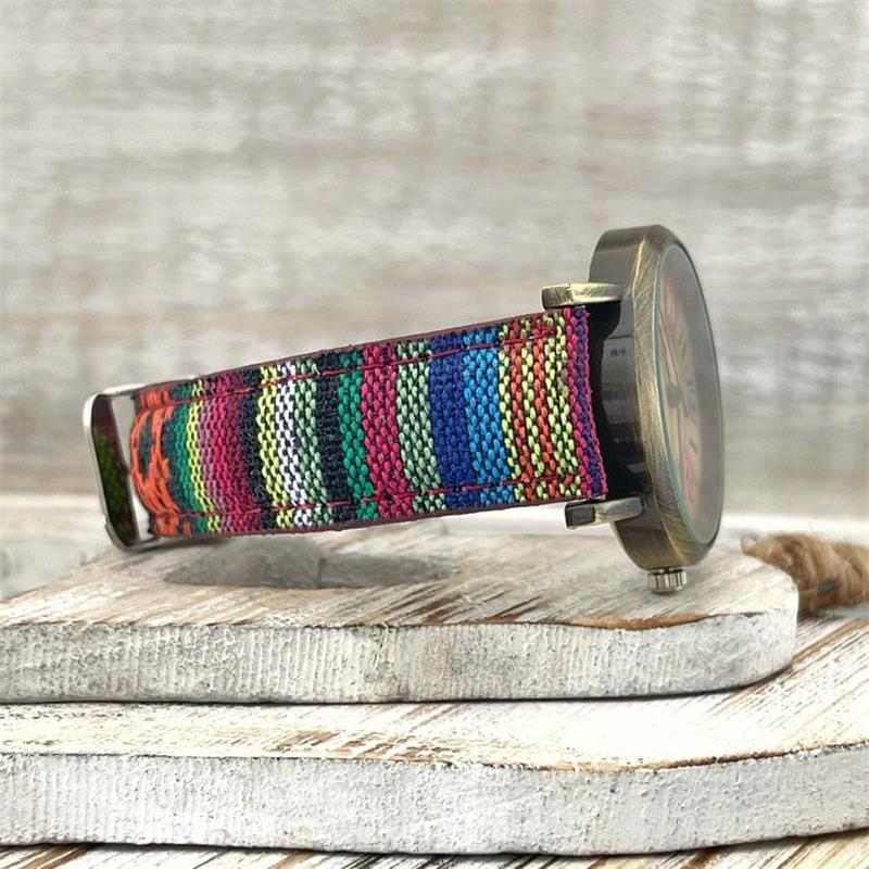 Stylish Timepiece with Woven Fabric Band | Vintage Charm