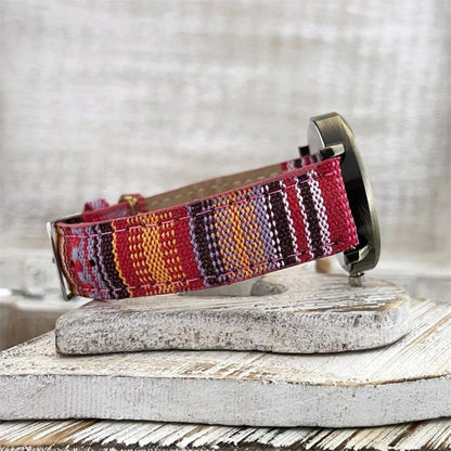 Stylish Timepiece with Woven Fabric Band | Vintage Charm