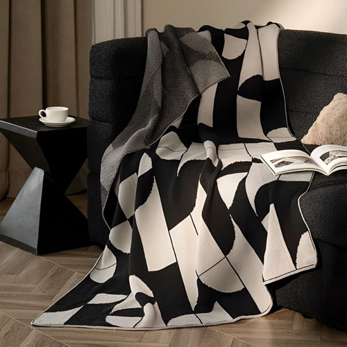 Chic Geometric Throw Blanket for Ultimate Comfort