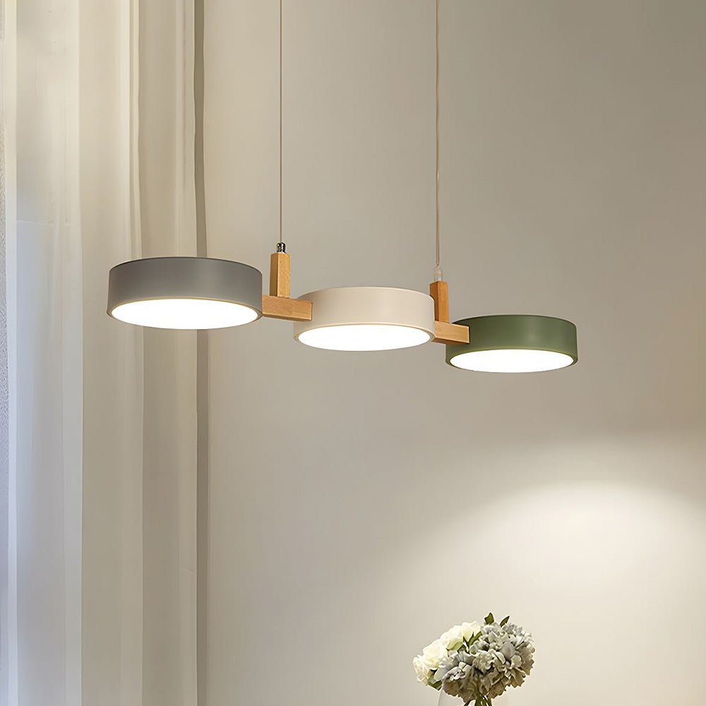 Northern Style Pendant Light for Kitchen and Dining Spaces