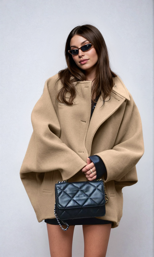 Stylish Oversized Coat in Wool Blend with Button Closure