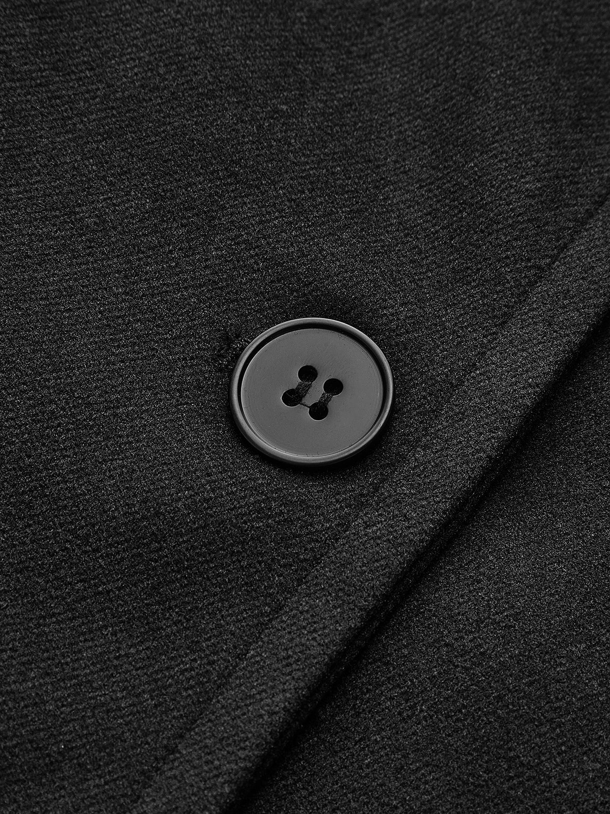 Stylish Oversized Coat in Wool Blend with Button Closure