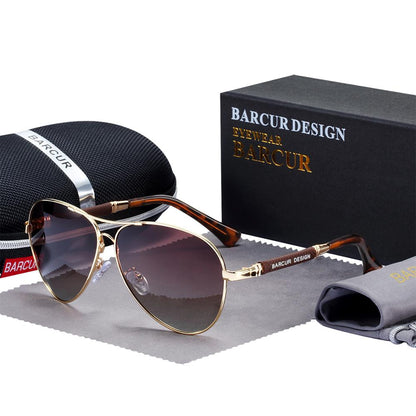 Pilot Sunglasses with Polarized Gradient Mirror Lenses in Titanium Alloy