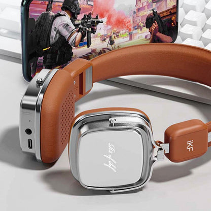 Wireless Bluetooth Headphones in Retro Design