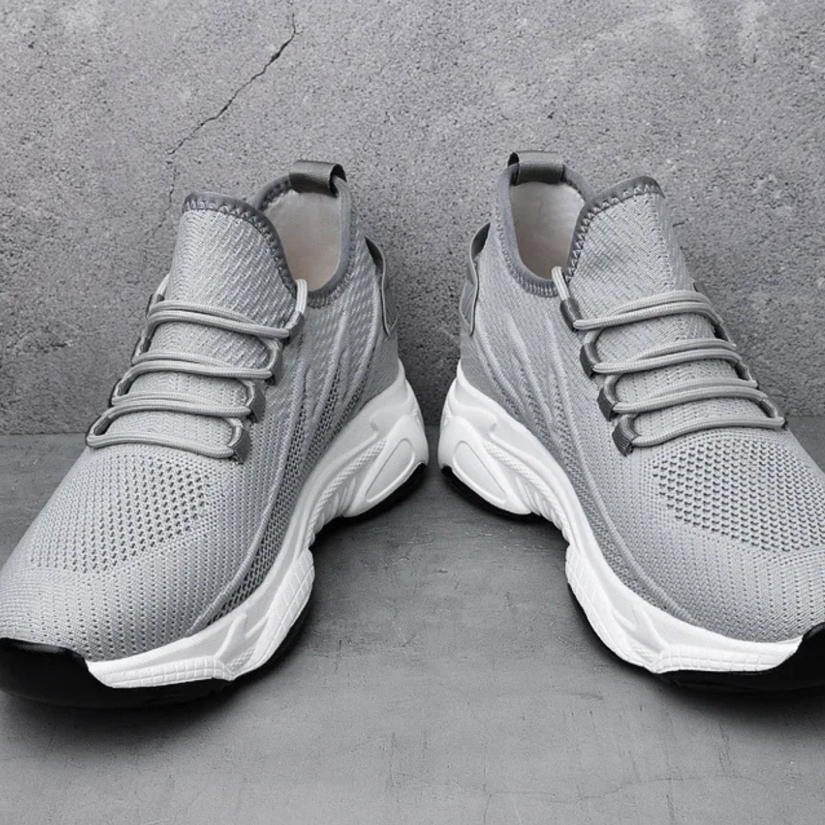 Height-Enhancing Sports Sneakers with Subtle 7 cm Lift