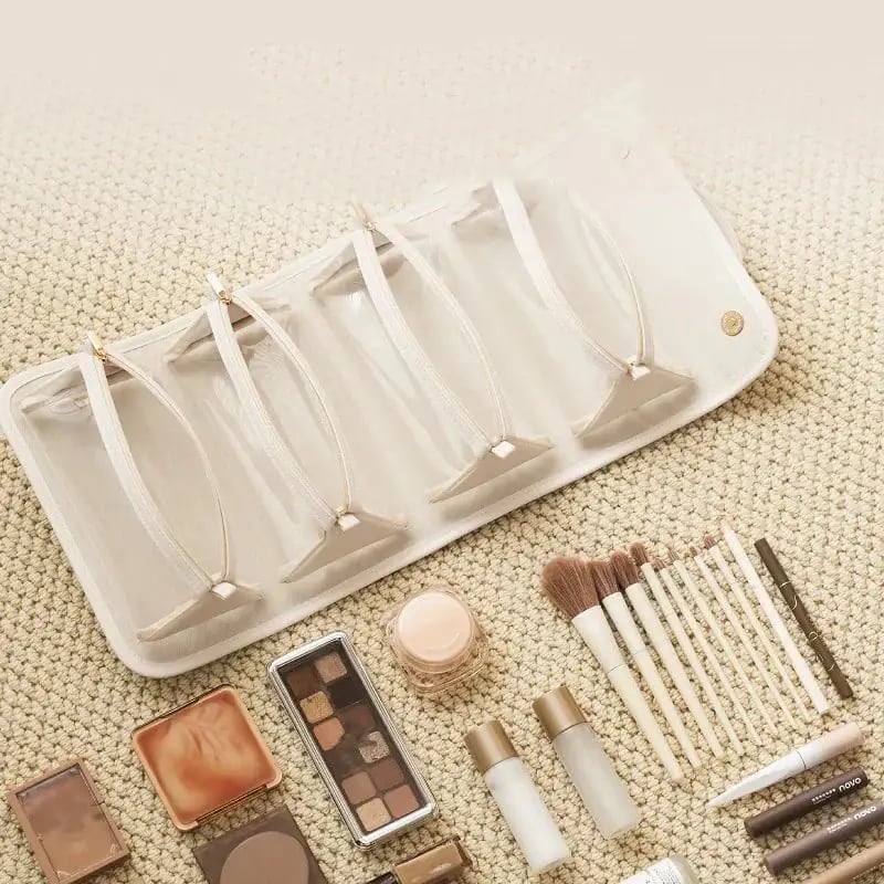 GlamGuard™ – Elevate Your Makeup Game with Ultimate Waterproof Control