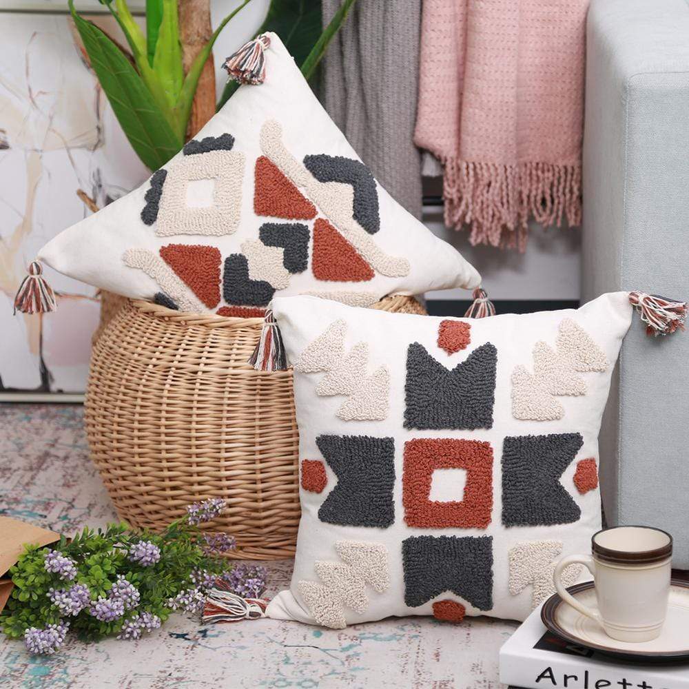 Geometric Design Pillow Cover in Berber Style