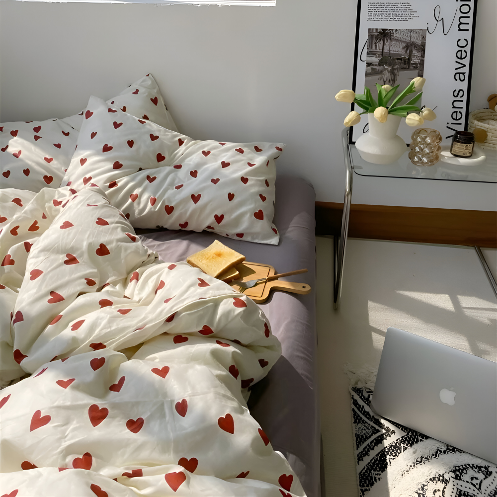 Heartfelt Comfort Bedding Set | Soft & Easy Care
