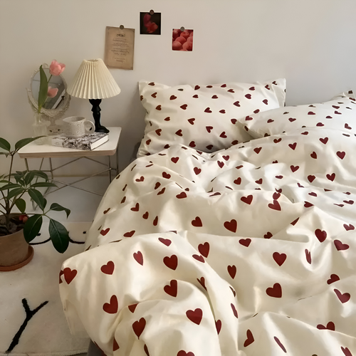 Heartfelt Comfort Bedding Set | Soft & Easy Care