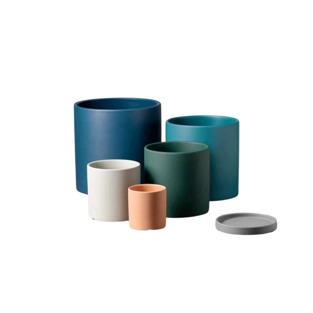 Elegant Ceramic Planter with Draining Tray for Healthy Roots