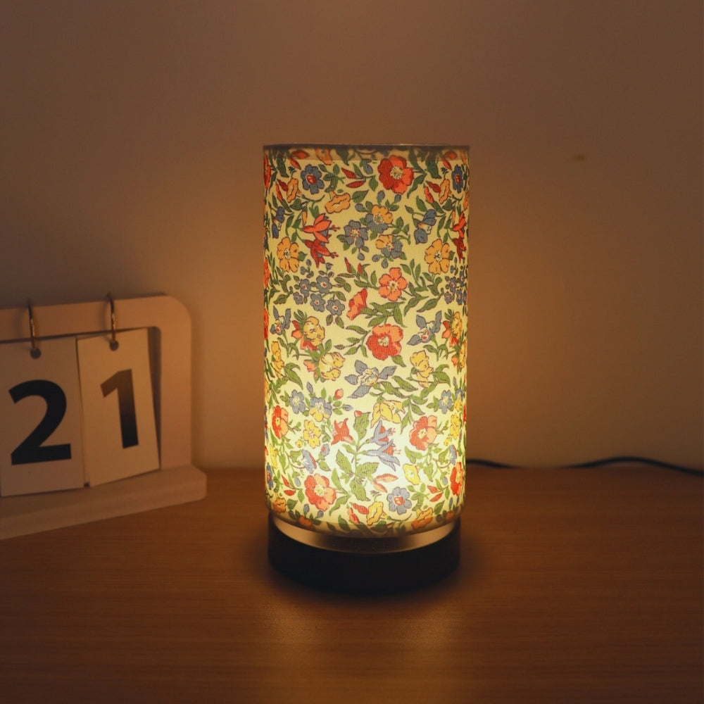 Charming Floral Fabric Table Lamp for Cozy Illumination