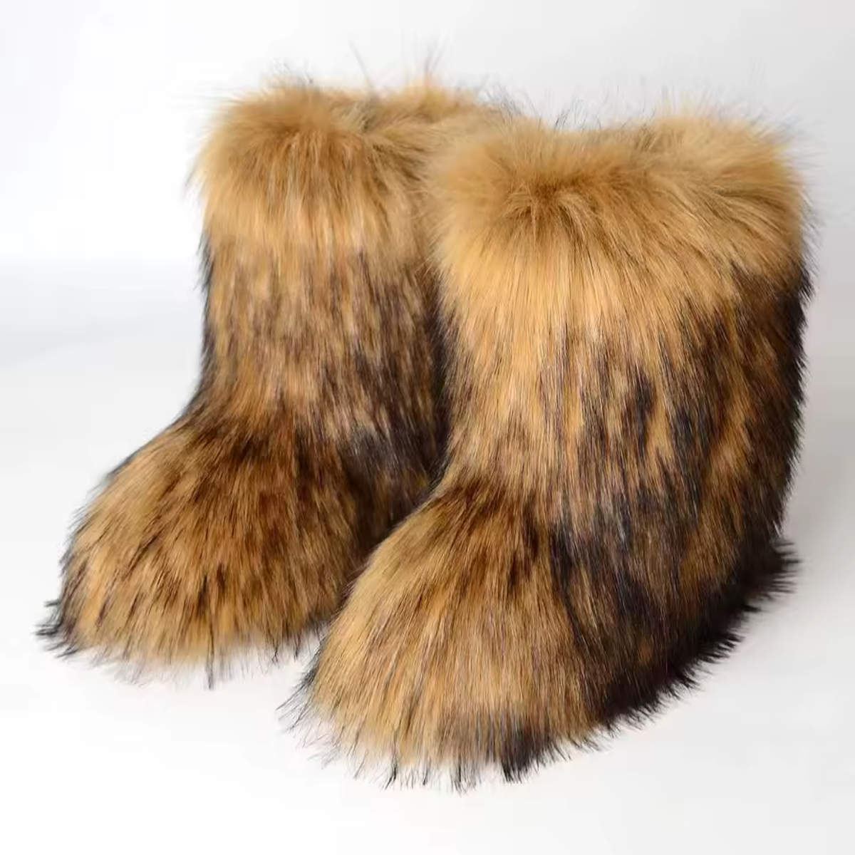 Fur-Lined Boots in Retro Design