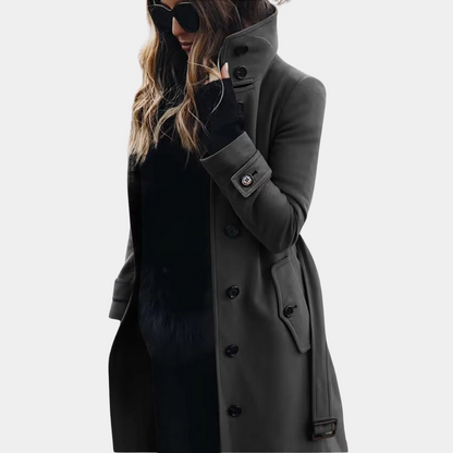 Stylish Trench Coat for Comfort and Versatility