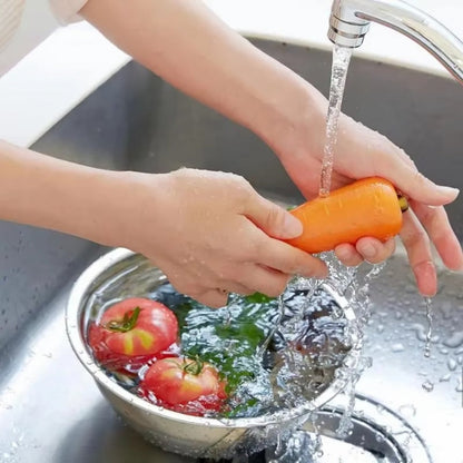 Elegant Mesh Strainer for Effortless Food Preparation