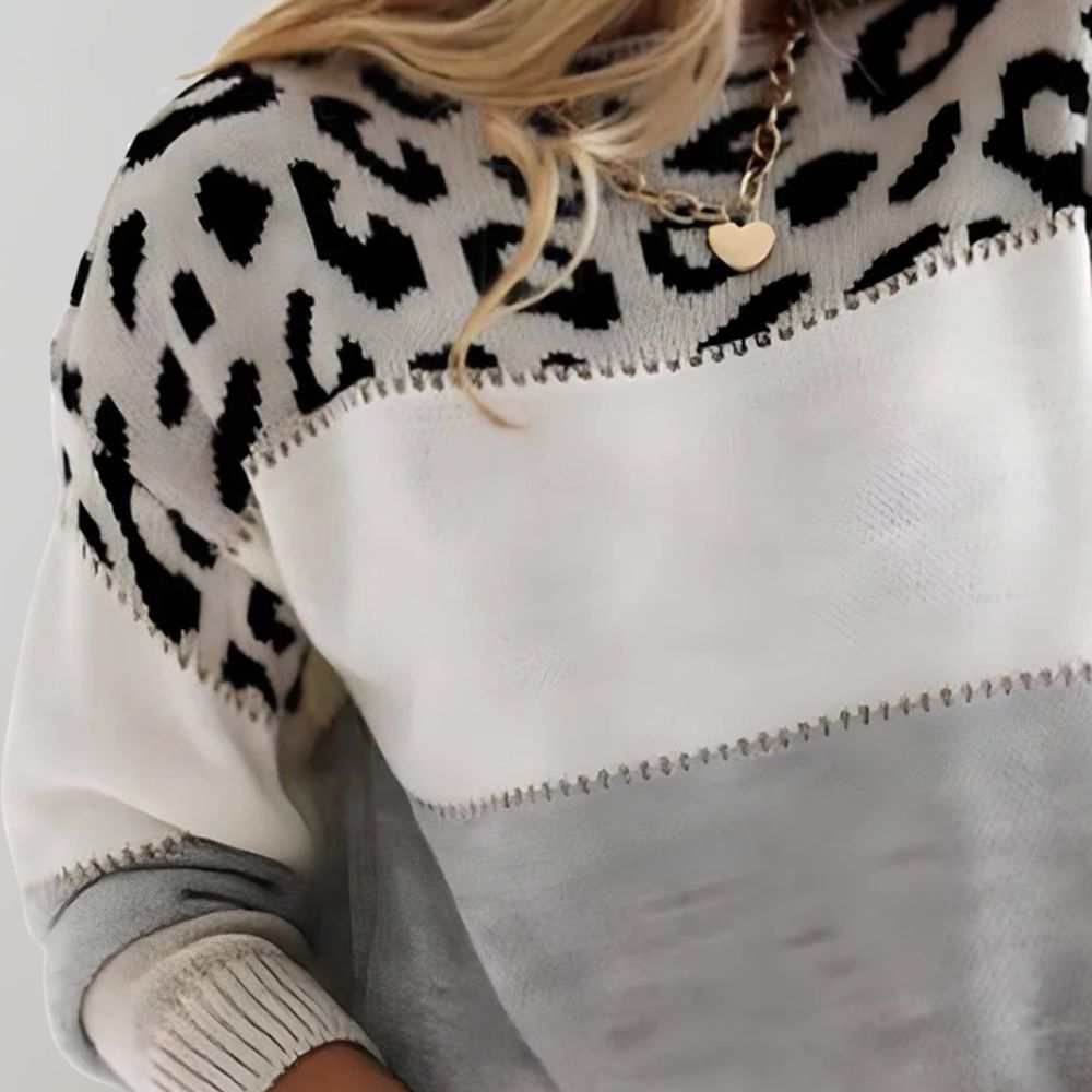 Collar with Leopard Print Design