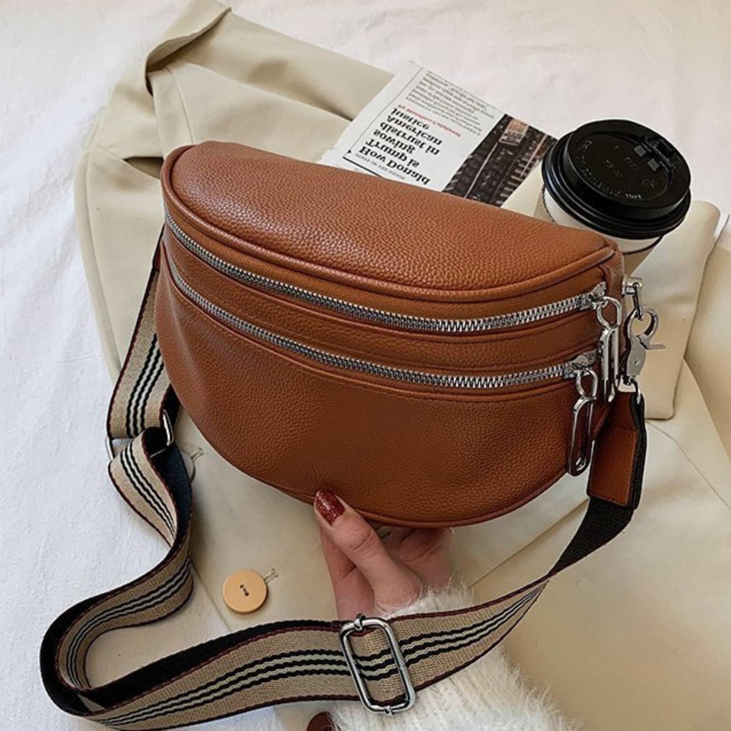 Elevate Your Daily Style with Our Timeless Elegance Handbag