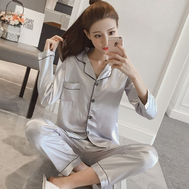 Luxurious Silk Pajama Set for Women - Breathable Comfort