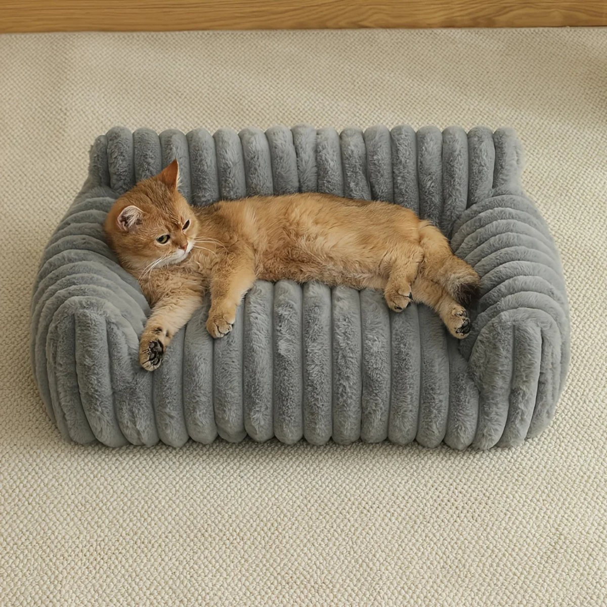 Comfortable Cat Bed for Orthopedic Support